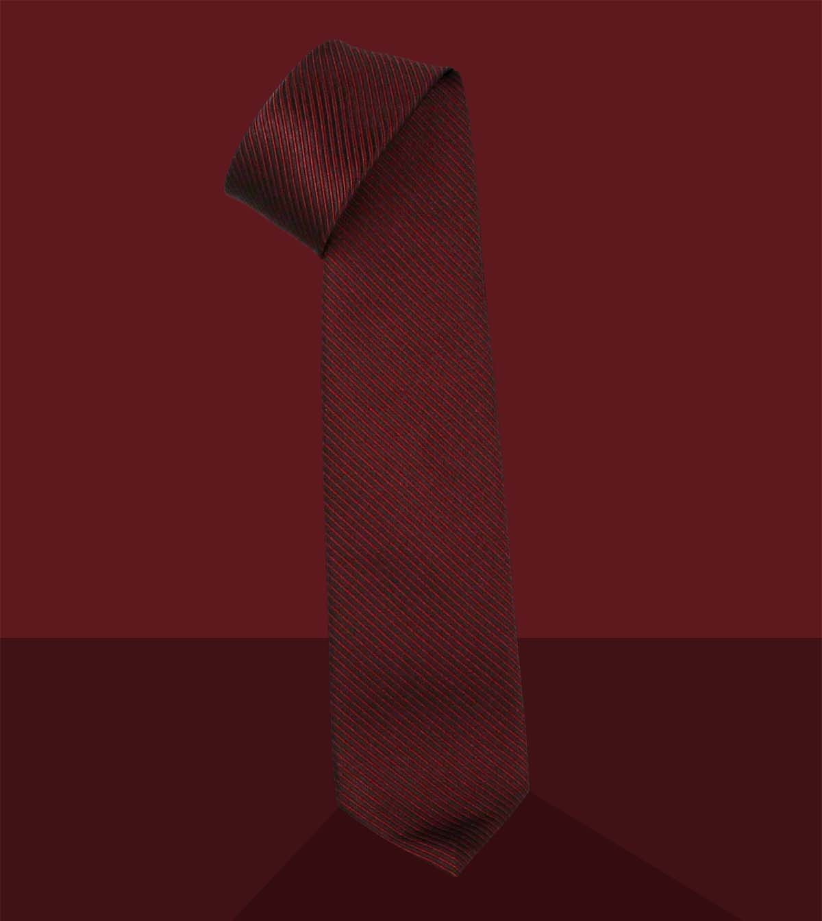 cravatta como edit