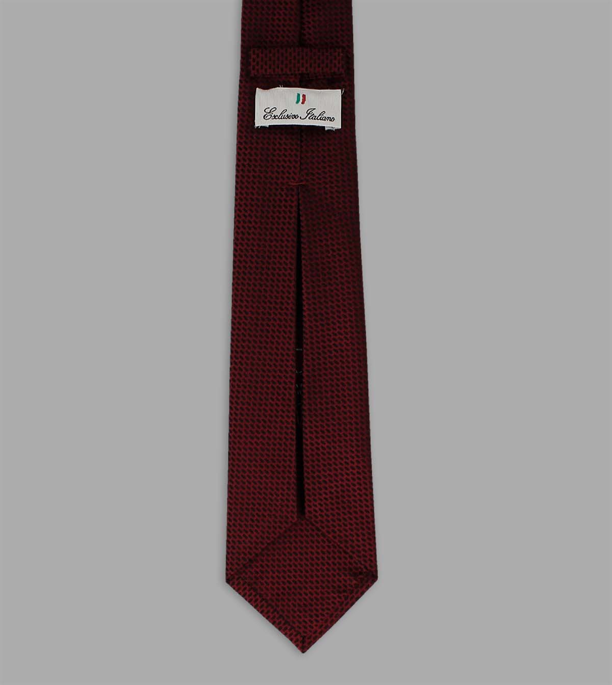 cravatta roma etichetta