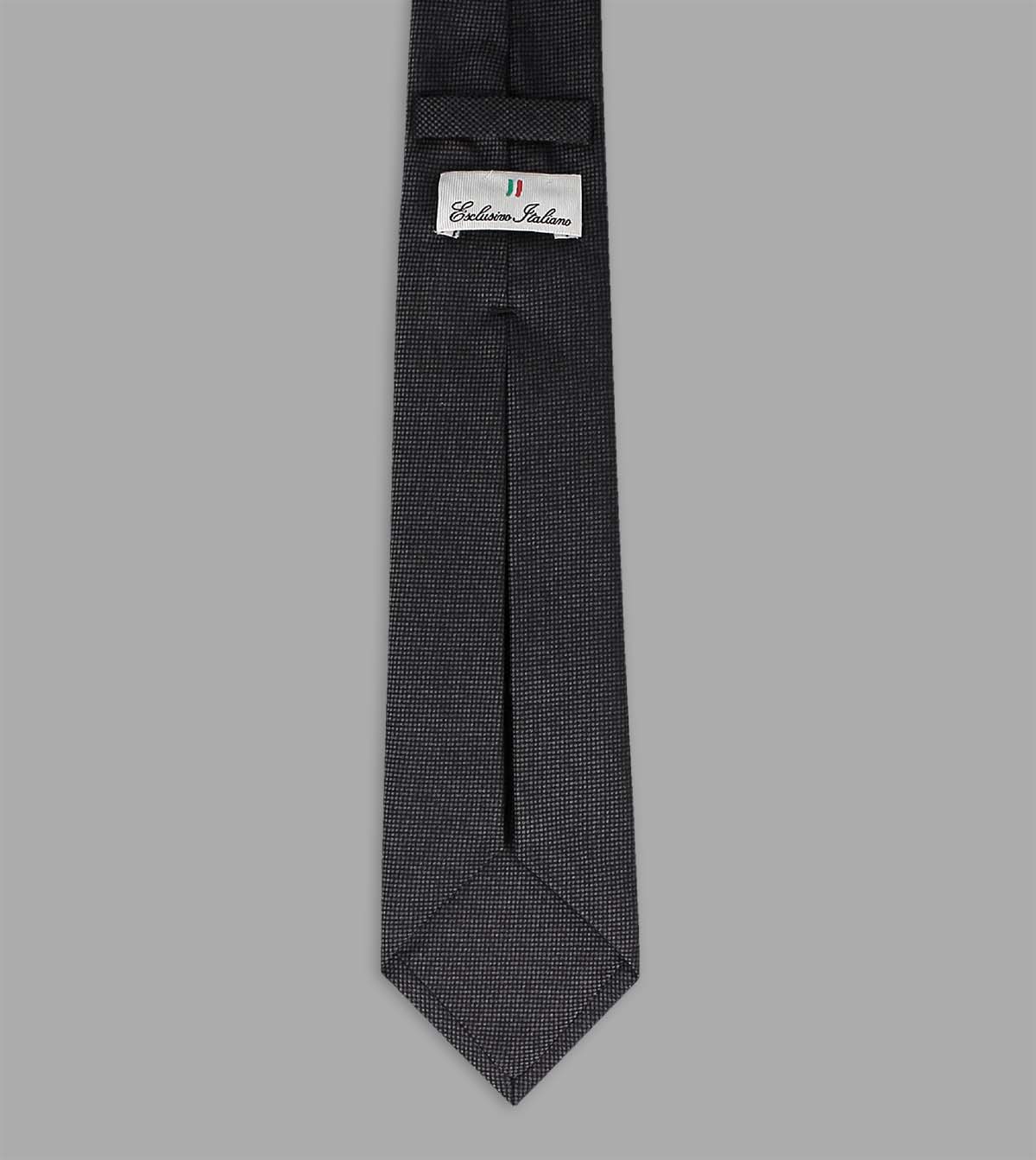 cravatta torino etichetta